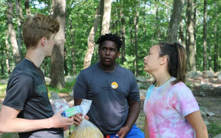 teens learn backpacking skills in philadelphia